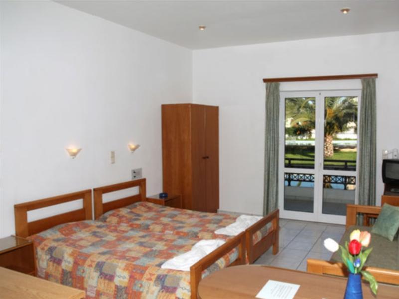 Marakis Aparthotel Chania  Buitenkant foto