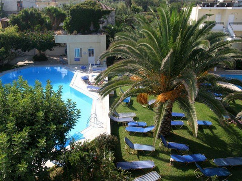 Marakis Aparthotel Chania  Buitenkant foto